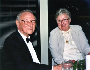 Photograph, Heidelberg Golf Club, Heidelberg Golf Club: 75th anniversary dinner - members at dinner, 16/08/2003