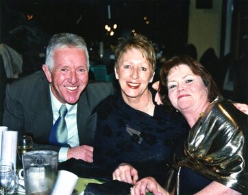 Photograph, Heidelberg Golf Club, Heidelberg Golf Club: 75th anniversary dinner - members at dinner, 16/08/2003