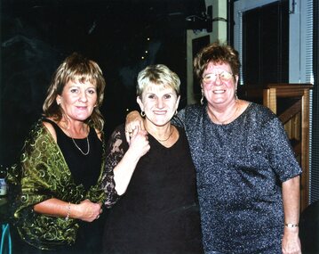 Photograph, Heidelberg Golf Club, Heidelberg Golf Club: 75th anniversary dinner - members at dinner, 16/08/2003