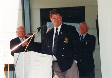 Photograph, Heidelberg Golf Club: Opening of new clubhouse, 1997