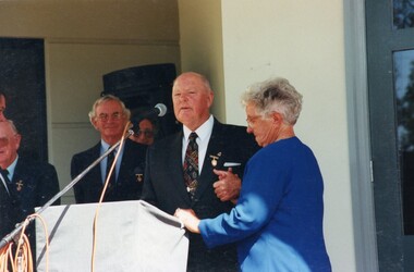 Photograph, Official opening of new Clubhouse 1998 - Heidelberg Golf Club, 22/02/1998