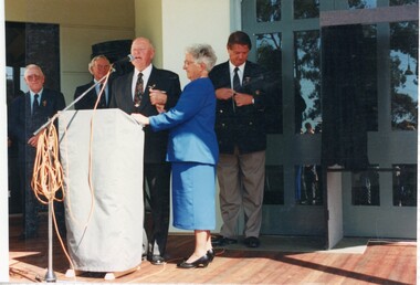 Photograph, Official opening of new Clubhouse 1998 - Heidelberg Golf Club, 22/02/1998