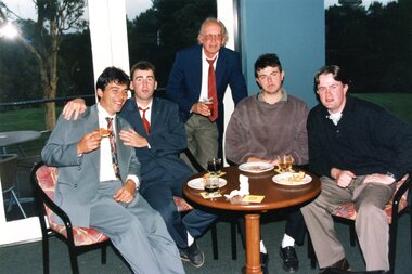 Photograph, Heidelberg Golf Club, Minor Pennant winners, Division 2, 1998, celebration, 1998
