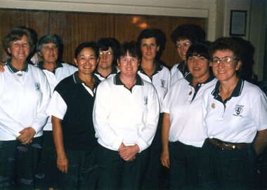 Photograph, Heidelberg Golf Club, Women's Pennant team,  Section 5 1998, 1998