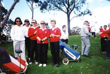 Photograph, Heidelberg Golf Club, Women's Pennant: Players and caddies 1998, 1998