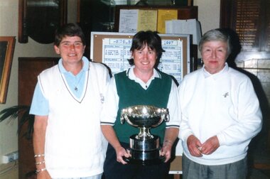 Photograph, Heidelberg Golf Club, Women's HGC Bowl winners 1998, 1998