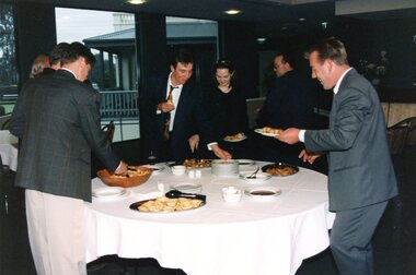 Photograph, Heidelberg Golf Club, Minor Pennant winners, Division 2, 1998, celebration, 1998