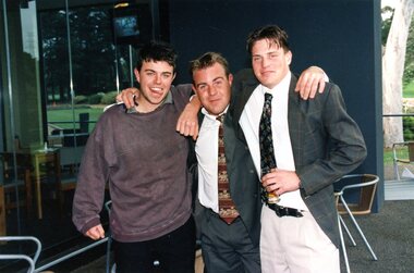 Photograph, Heidelberg Golf Club, Minor Pennant winners, Division 2, 1998, celebration, 1998