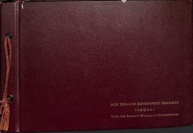 Book, New Zealand Railways Publicity & Advertising Branch, New Zealand Government Railways, 1952