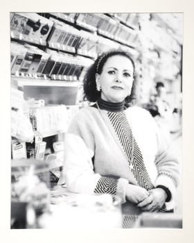 Portrait of a woman.