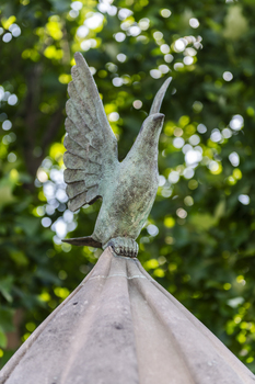A bronze bird