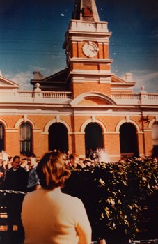 Turning on the Water celebration included speeches made from the steps of the Buninyong Shire Hall, including Sir Henry Bolte.