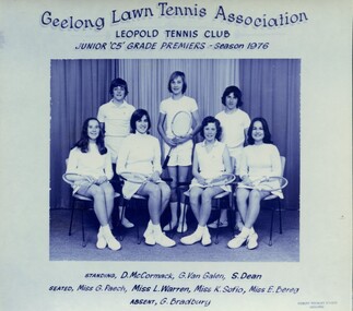 Winning divisional team with tennis racquets
