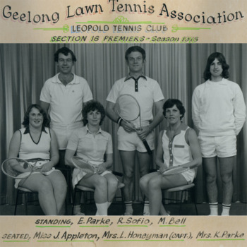 Photograph of tennis players in premiership team