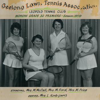 Photograph of tennis players in premiership team