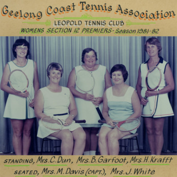 Photograph of tennis players in premiership team