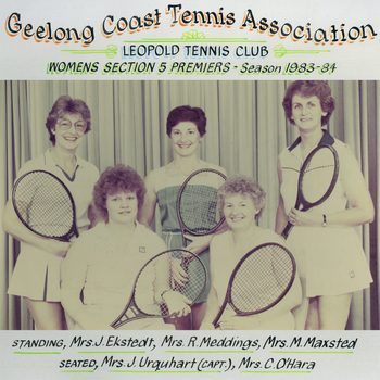 Photograph of tennis players in premiership team