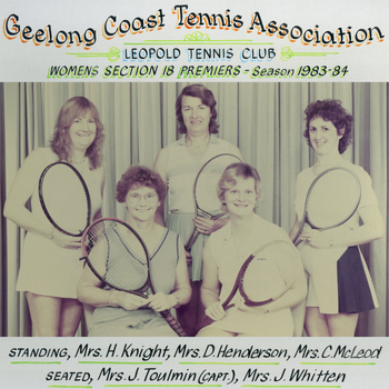 Photograph of tennis players in premiership team