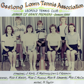 Photograph of tennis players in premiership team