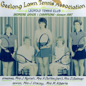 Photograph of tennis players in premiership team