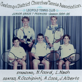Photograph of tennis players in premiership team