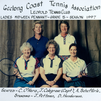 Photograph of tennis players in premiership team