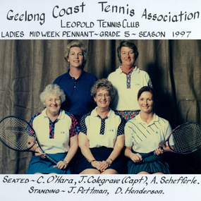 Photograph of tennis players in premiership team