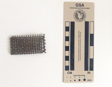 Small mesh grill