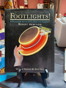Book - Robert Hewison, Footlights!