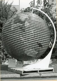 Photograph, Aluminium can globe honouring the Australian recycling rate 1989