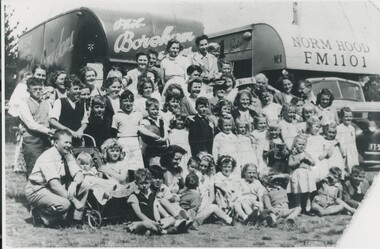 Photograph - Brunswick Church of Christ Sunday School picnic, 1947