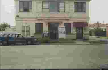 Photograph - Carrington Hotel, Brunswick West, 2001