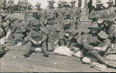 Photograph - Copy print of group of soldiers waiting to board the Medic at Port Melbourne, 16 Dec 1916