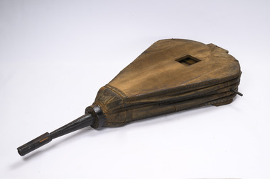 Bellows