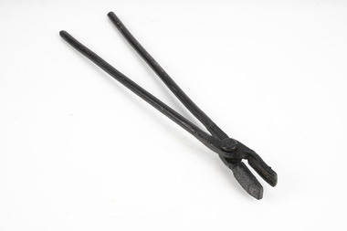 Forge tongs