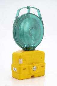 Road traffic warning light with box