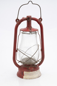 Kerosene lantern