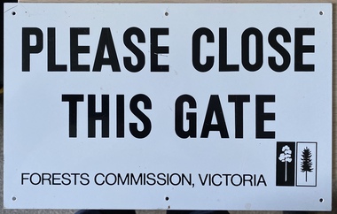 Sign - Please Close This Gate Sign