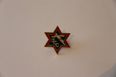 Accessory, 1995