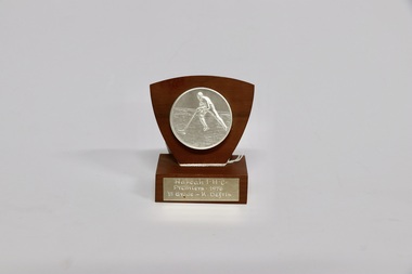 Award, 1976
