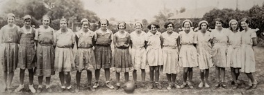 Photograph, 1931-1932