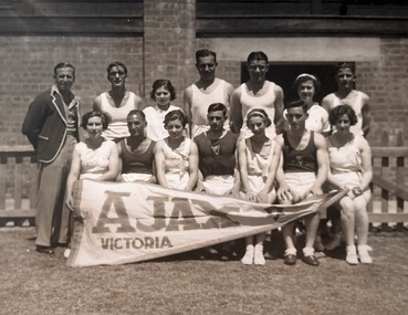 Photograph, 1933-1937