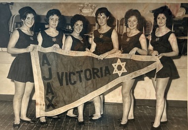 Photograph, 1962-1963