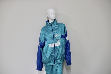 Uniform, 1989