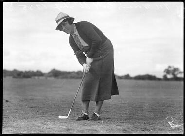 Photograph, Bull, Hugh Jones, 1897-1993, Mrs Sloan Morpeth (Miss Susie Tolhurst)