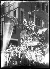 Photograph, Bull, Hugh Jones, 1897-1993, Important Visitors at the Children's Hospital
