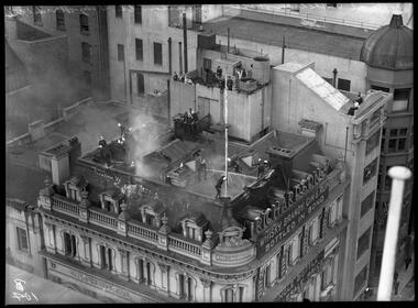 Photograph, Bull, Hugh Jones, 1897-1993, Fire at Cathedral Hotel, Swanston Street, Melbourne