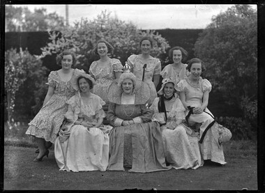 Photograph, Bull, Hugh Jones, 1897-1993, Naval Pageant, rehearsal for Victorian Centenary celebrations