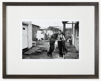 Rennie Ellis, Mates, Prahran, 1975
