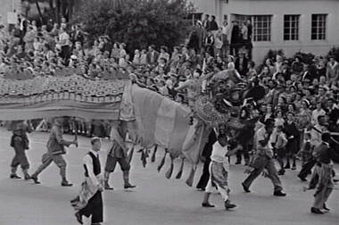 Negative - Bendigo Easter Fair 1954 - Chinese Dragon, Allan Doney, 1950 -1970